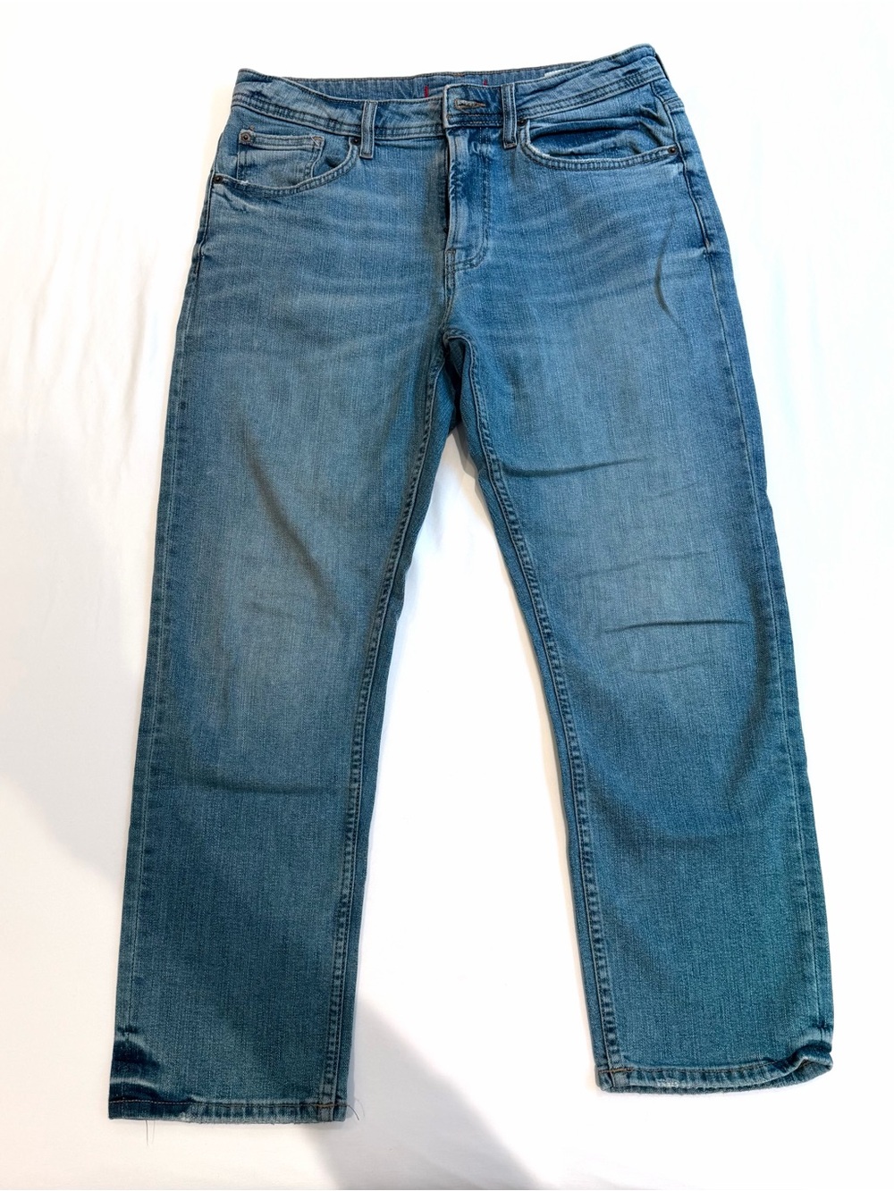 Zara Relaxed Straight Ankle Jeans